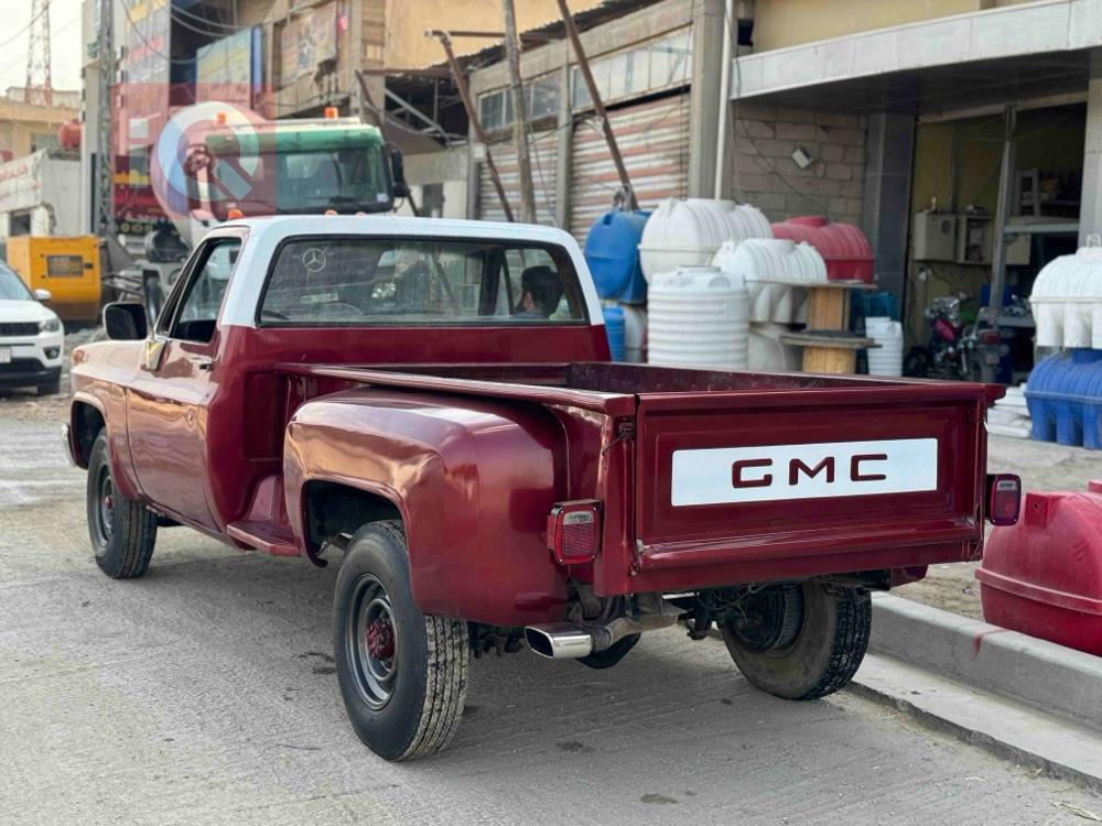 GMC Sierra